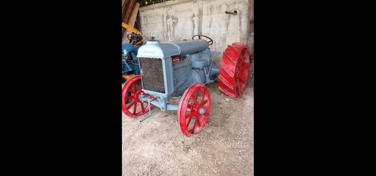 Fordson f Trattore agricolo - usata in vendita Abruzzo Marche 1