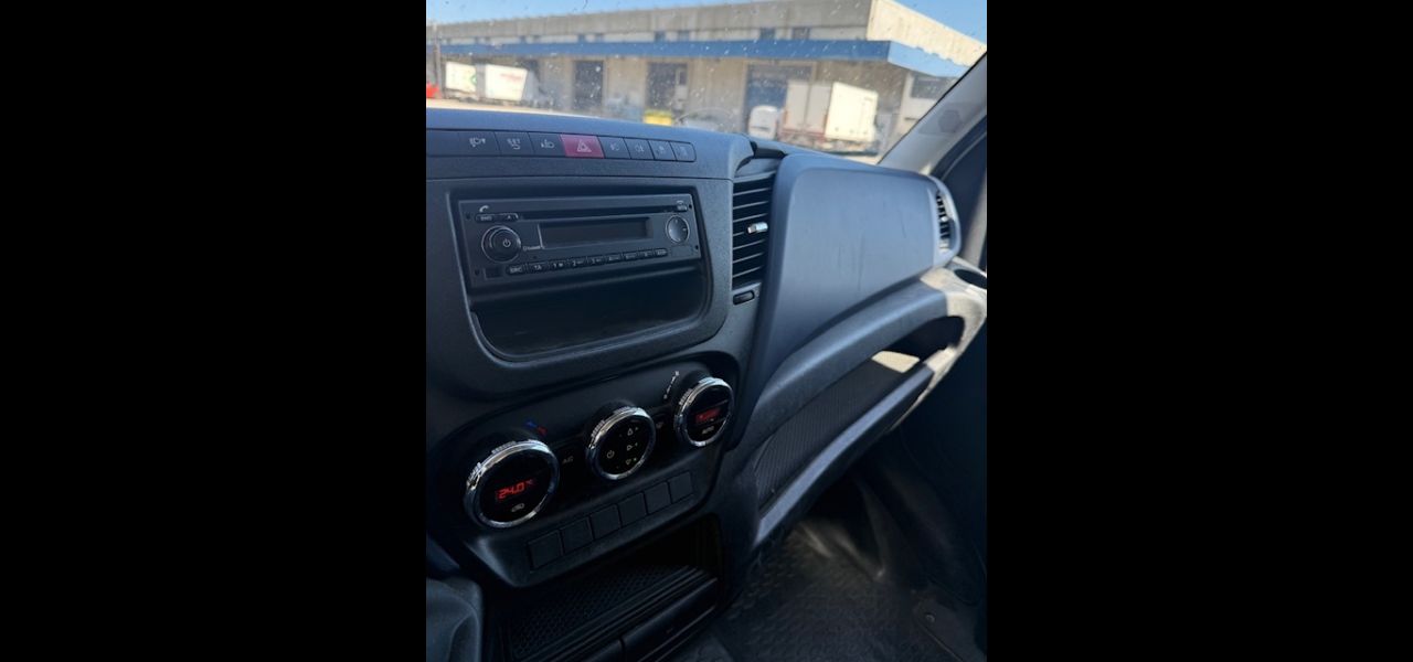 IVECO DAILY 35 C14 BOX - usata in vendita Abruzzo Marche 1