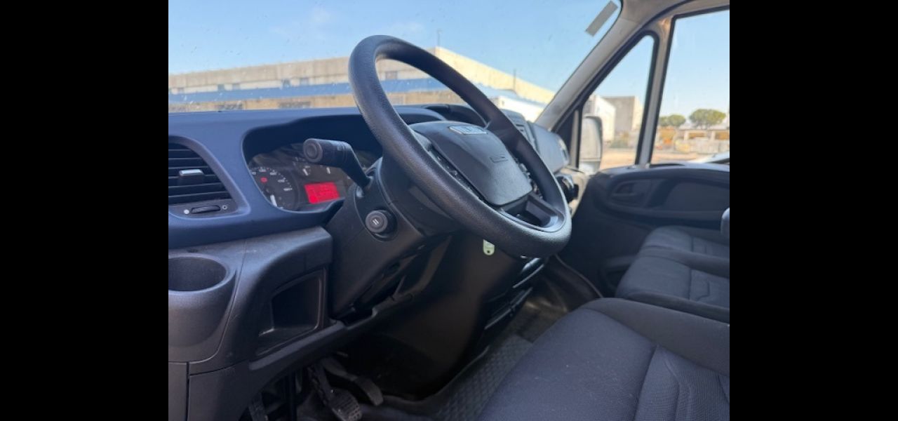 IVECO DAILY 35 C14 BOX - usata in vendita Abruzzo Marche 1