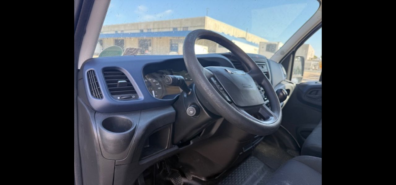 IVECO DAILY 35 C14 BOX - usata in vendita Abruzzo Marche 1