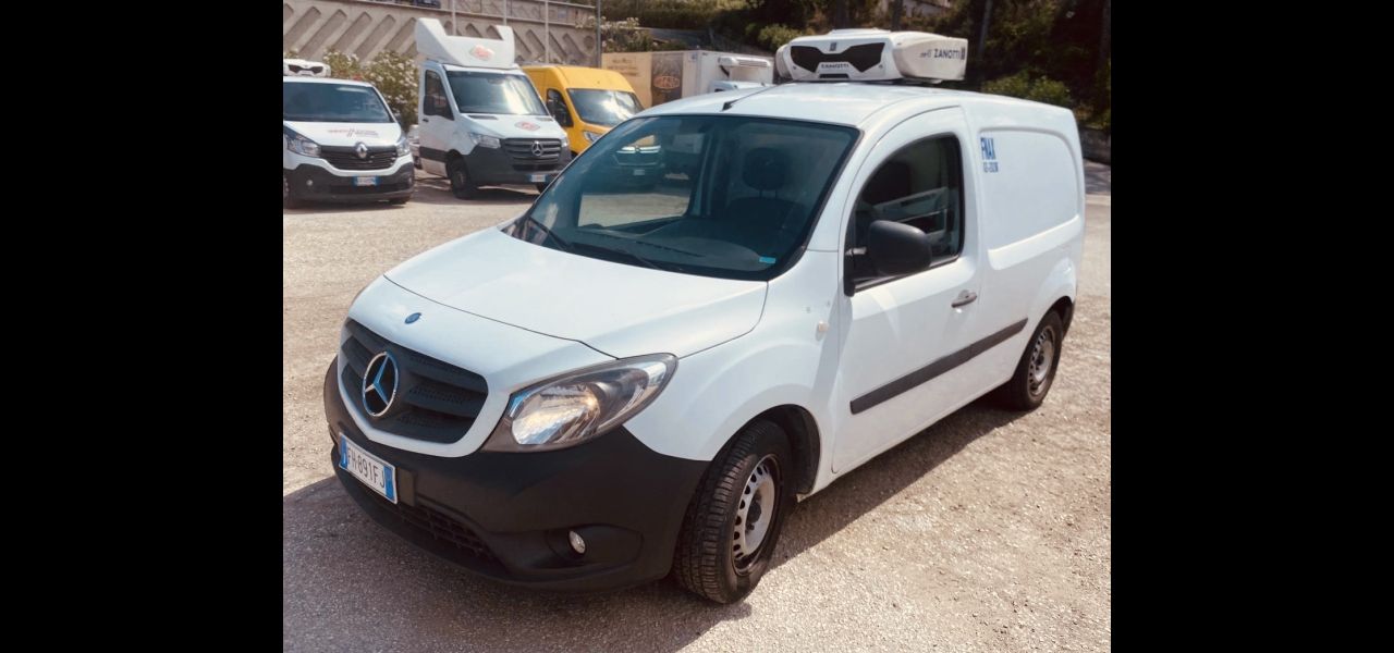 MERCEDES CITAN COIBENTATO E FRIGO - usata in vendita Abruzzo Marche 1
