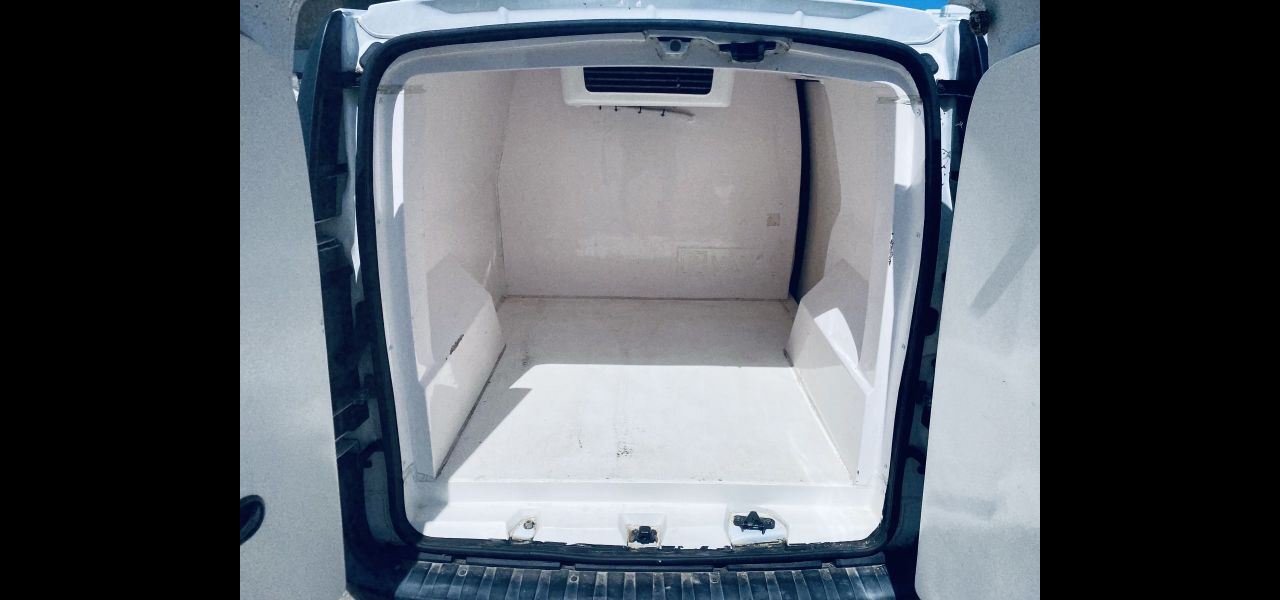MERCEDES CITAN COIBENTATO E FRIGO - usata in vendita Abruzzo Marche 1