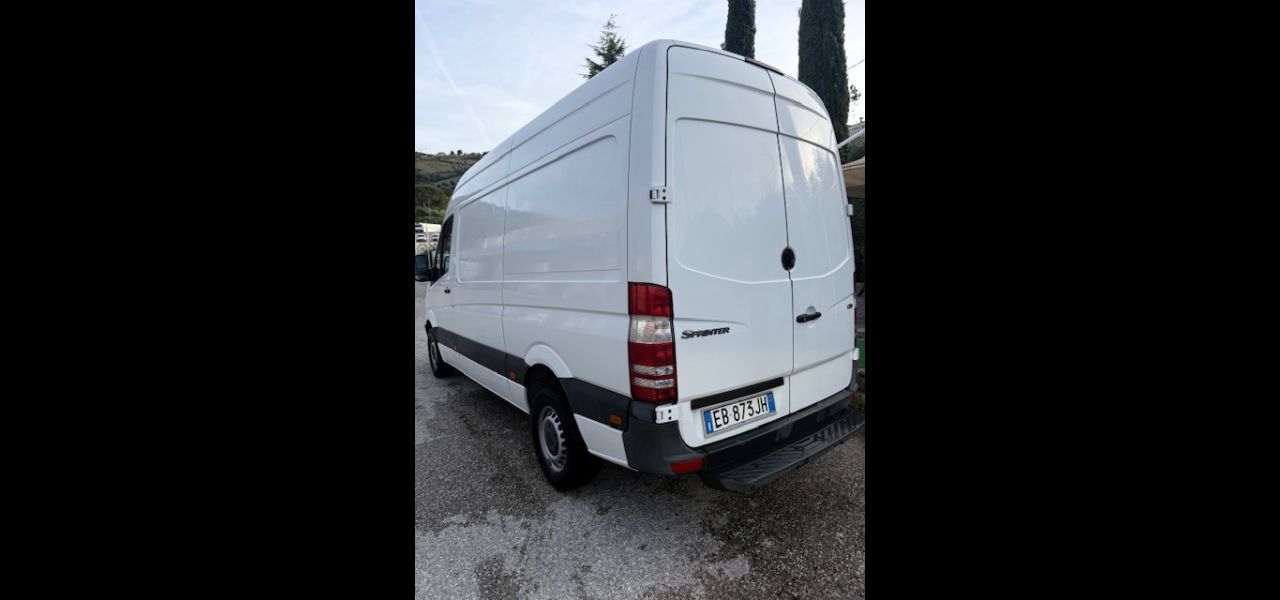 MERCEDES SPRINTER 3000CC - usata in vendita Abruzzo Marche 1
