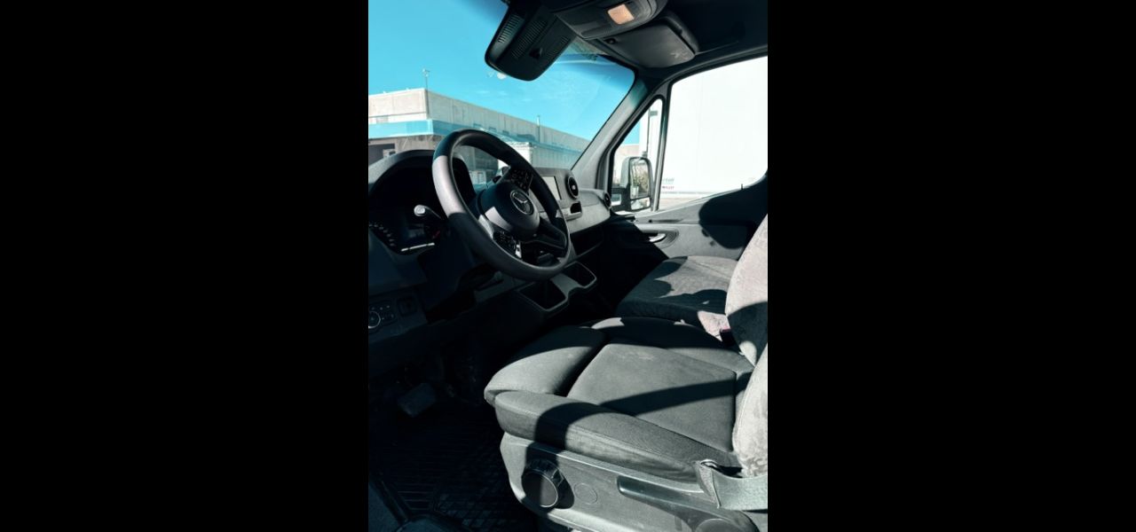 MERCEDES SPRINTER 416 DOPPIA CABINA E CASSONE FISSO - usata in vendita Abruzzo Marche 1